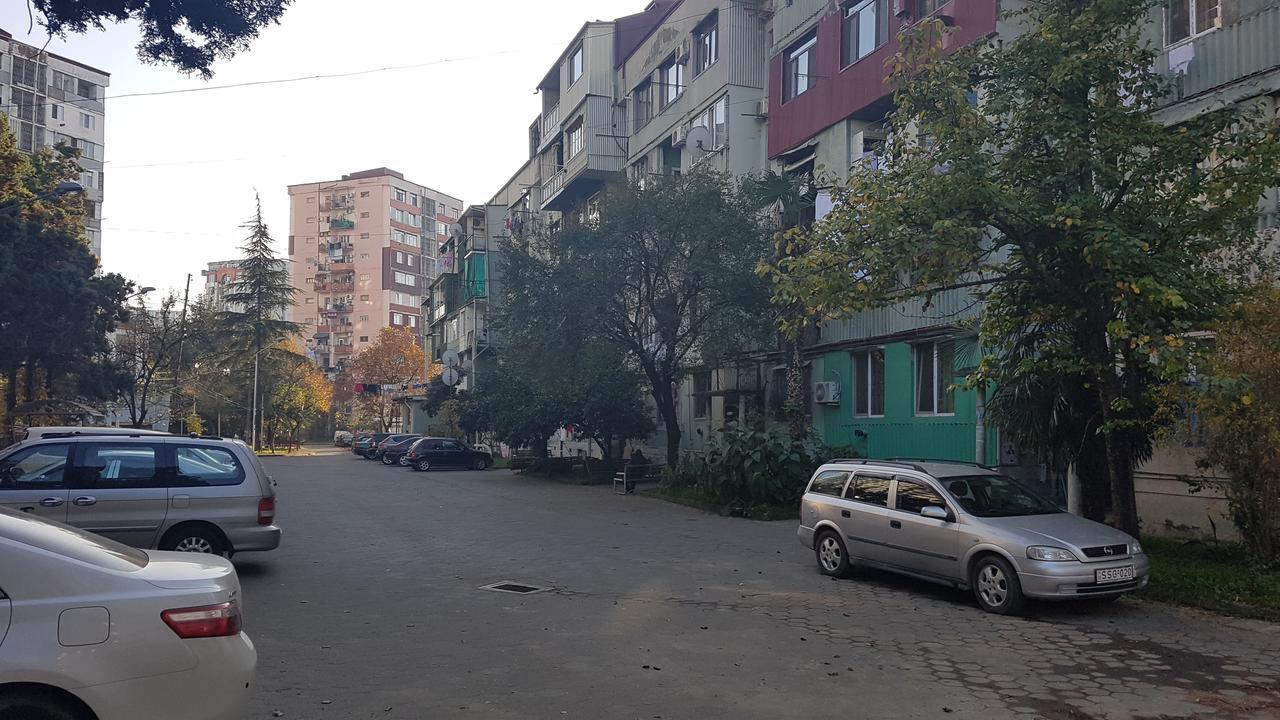 Батуми, 5 Комнатная Eksteriør billede